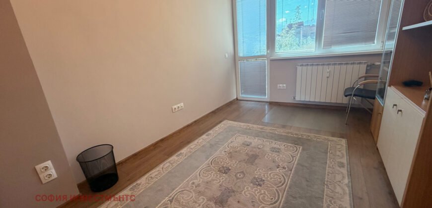 3-стаен Апартамент под наем, Център, София